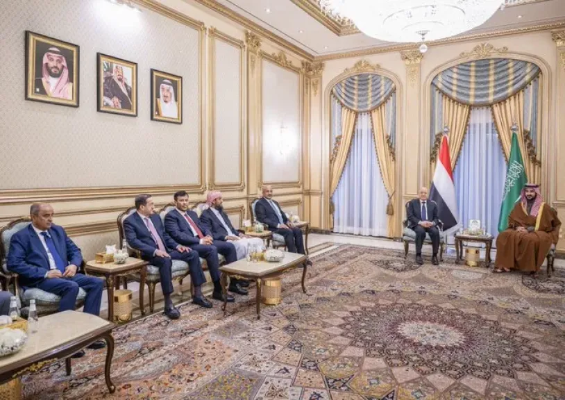 عاجل: وزير الدفاع السعودي يعلن تقديم نصف مليار دولار كدعم جديد لليمن